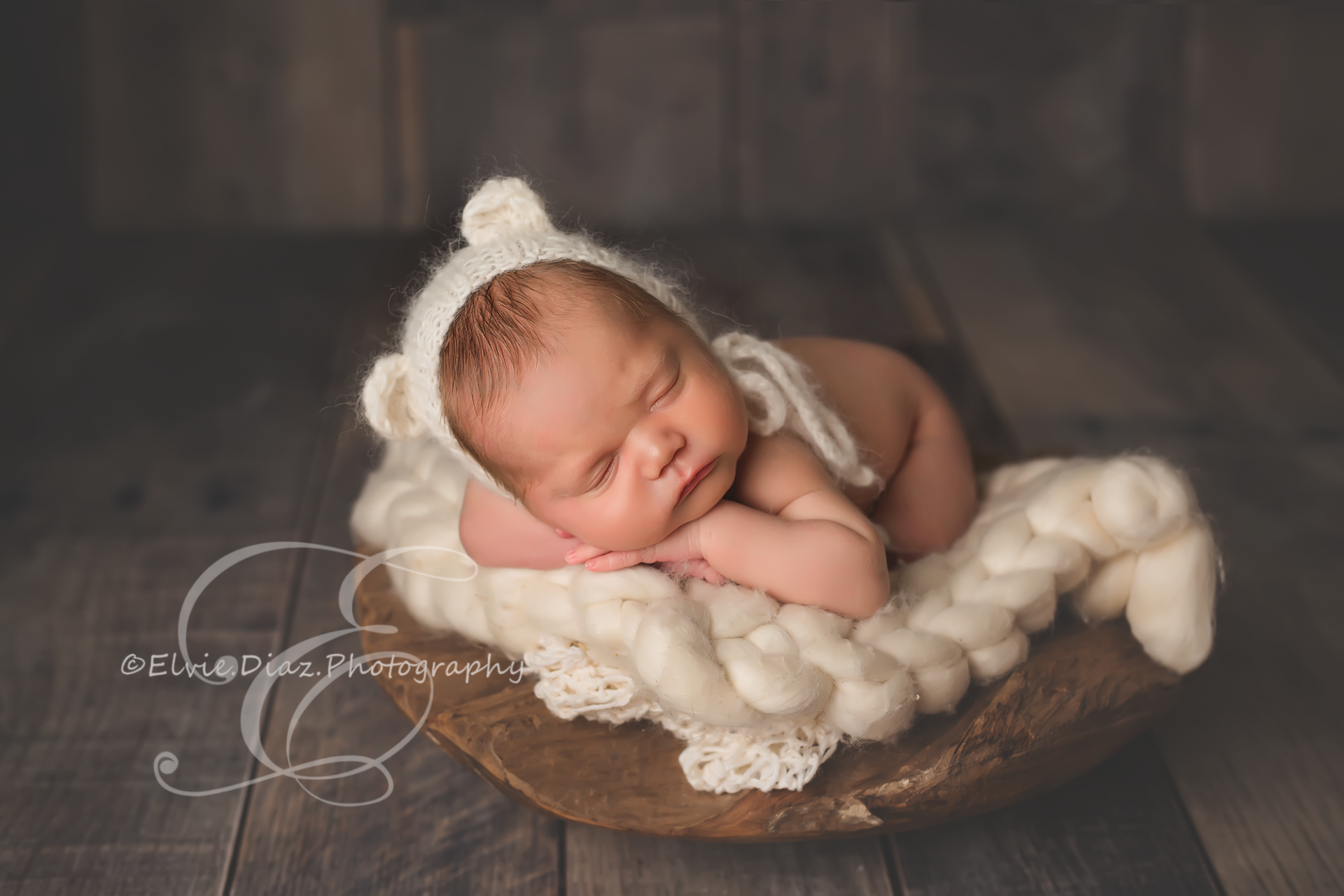 Baby Noah came to visit (Chicago Newborn Photographer)