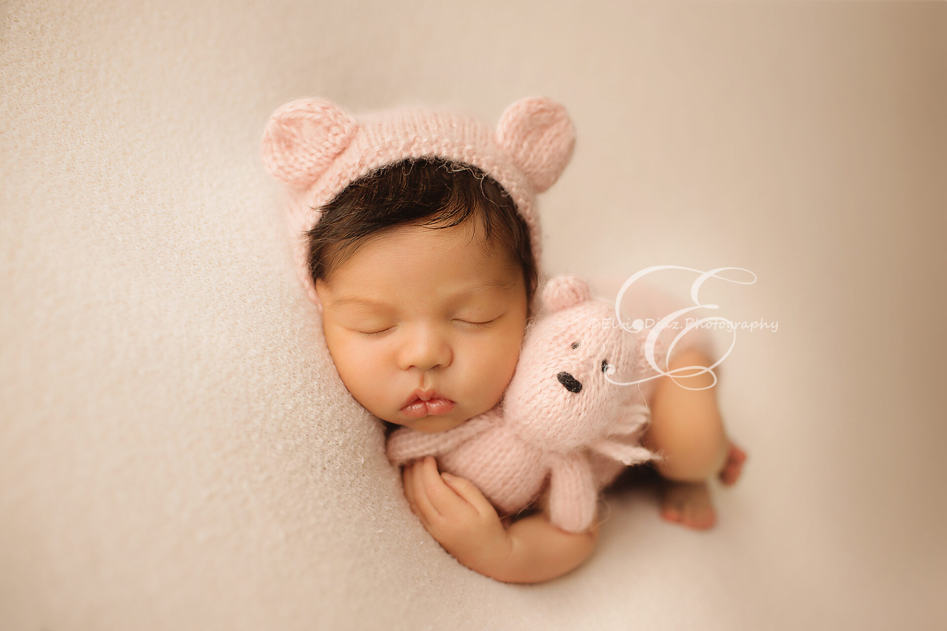 Baby Lyanna  (Chicago Newborn Photographer)