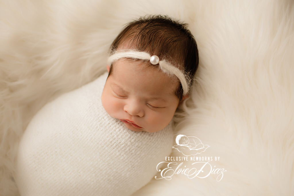 Mila (Chicago Newborn Photography)