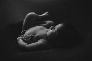 #1 Trusted Chicago Newborn Photographer | Elvie Diaz Photography
