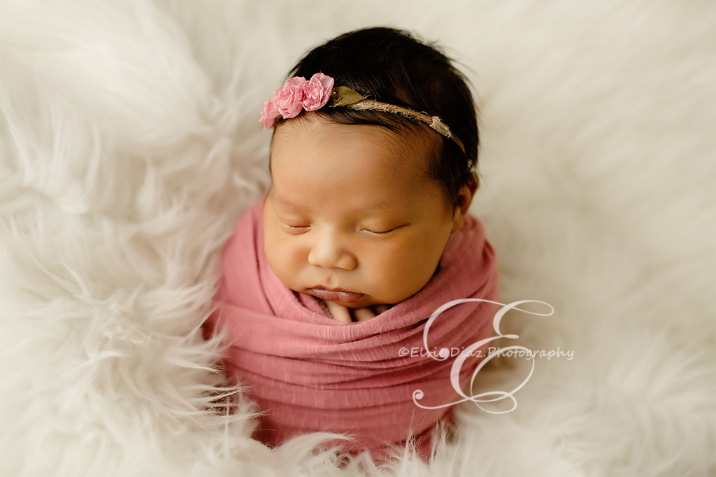 Mia (Chicago Newborn Photography)